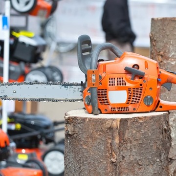 ВРЕМЯ РАБОТЫ ДВИГАТЕЛЯ СЧЕТЧИКА ЧАСОВ 12 / 24 В