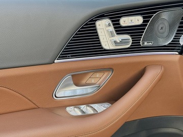 Mercedes GLE V167 SUV Facelifting 2.0 300d 269KM 2025 MERCEDES-BENZ GLE 300 d 4-Matic Suv 2.0 (269KM) 2025, zdjęcie 9