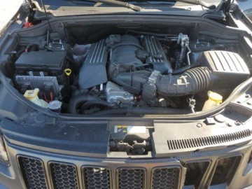 Jeep Grand Cherokee IV 2016 Jeep Grand Cherokee Srt-8 2016 6.4 Benzyna 475KM, zdjęcie 6