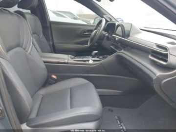 Toyota 2025 Toyota Crown Nightshade edition, 2025r., 4x4, 2.5L 2.5 Benzyna 184KM, zdjęcie 9