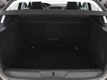 Peugeot 308 II Hatchback Facelifting 1.2 PureTech 130KM 2019 Peugeot 308 Allure automat panorama navi PDC, zdjęcie 19