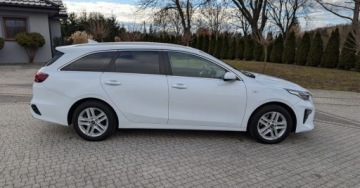 Kia Ceed III Kombi 1.4 T-GDi 140KM 2019 Kia Ceed 1.4Turbo140KMSerwis 75tys kmNaviKameraAsystent pasaGwarancja, zdjęcie 25