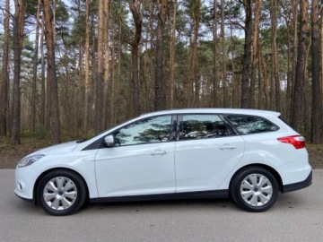 Ford Focus III Kombi 1.6 Duratec 105KM 2012 Ford Focus Ford Focus 1.6b Kombi Klimatyzacja Bez Korozji Super Stan 1.6, zdjęcie 8
