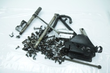 YAMAHA TDM 900 02-10 БОЛТЫ ВИНТЫ