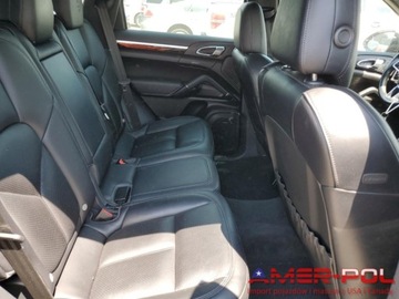 Porsche Cayenne III 2018 Porsche Cayenne _4x4_3.6 L_300 km_2018r 3.6 Benzyna 300KM, zdjęcie 8