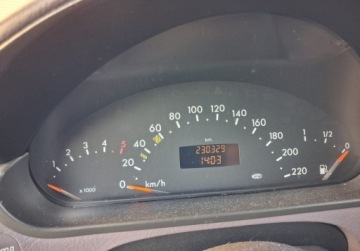 Mercedes Klasa A W169 2005 Mercedes-Benz Klasa A panorama,alu 16,jedzie jak nowe 1.7 Diesel 90KM, zdjęcie 17