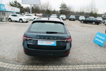 Skoda Superb III Kombi Facelifting 2.0 TDI SCR 200KM 2021 Škoda Superb Skoda Superb Ambition DSG Nawigacja, zdjęcie 6