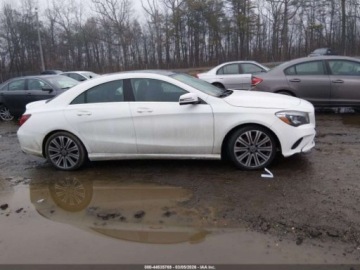 Mercedes CLA C118/X118 2019 Mercedes-Benz CLA 2019 r., 2,0L 4 MATIC 2.0 Benzyna 208KM, zdjęcie 12