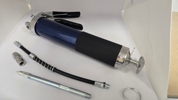 Ручной шприц для смазки объемом 500 мл с 2 насадками Getar (SR500-2)