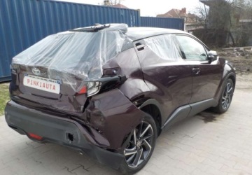 Toyota C-HR I Crossover Facelifting 1.8 Hybrid 122KM 2023 Toyota C-HR Okazja 1.8 Hybryda 122KM, zdjęcie 9