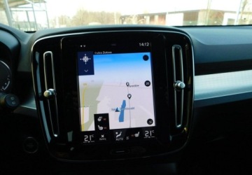 Volvo XC40 Crossover Plug-In Facelifting 1.5 T4 211KM 2023 Volvo XC 40 1,5T4 z Gwarancja Bezwypadkowy Model 2024r 1.5 Hybryda Plug-in, zdjęcie 19