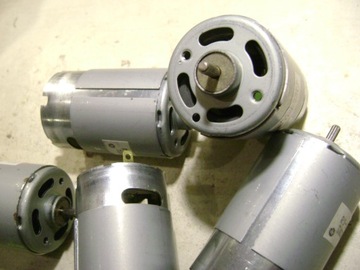 Silnik elektryczny około 12V - 14V DC DUŻY MOCNY