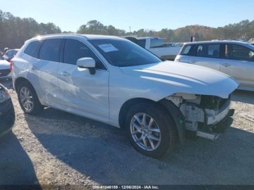 Volvo XC60 II Crossover T5 250KM 2020 Volvo XC 60 2020 VOLVO XC60 T5 MOMENTUM 2.0 Benzyna 250KM, zdjęcie 11