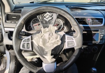 Suzuki Swift V Hatchback 3d Facelifting 1.2 VVT 94KM 2015 Suzuki Swift I rej 2016r, 1.3 Benzyna. Uszkodzony lewy przod i prawy tyl., zdjęcie 10