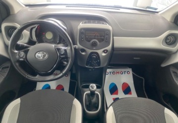 Toyota Aygo II Hatchback 5d 1.0 VVT-i 69KM 2015 Toyota Aygo Salon Polska I wlasciciel Benzyna 69KM, zdjęcie 5