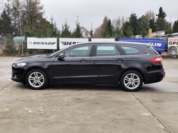 Ford Mondeo V Kombi 2.0 TDCi 150KM 2017 Ford Mondeo Ford Mondeo 2.0 TDCilakier fabrycznynowy rozrzadnowe hamulceop, zdjęcie 37