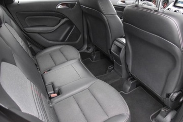Mercedes Klasa B W246 Sports Tourer Facelifting 1.6 180 122KM 2016 Mercedes-Benz Klasa B MERCEDES B180 122KM ALU17 Automat LED WEBASTO Navi G, zdjęcie 29