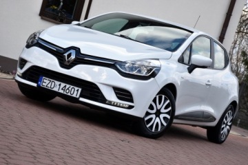 Renault Clio IV Hatchback 5d Facelifting 1.5 Energy dCi 90KM 2017 Renault Clio IV TREND Life LIFT 1.5dCi 90KM TYLKO 106500km! Oszczędne 2017r