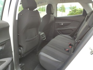 Peugeot 3008 II Crossover 1.5 BlueHDI 130KM 2018 Peugeot 3008 Książka serwisowa +pełny serwis, zdjęcie 15