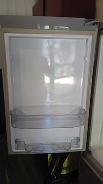 Холодильник Polar PCB 261 A+S Inox