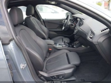 BMW Seria 2 G42-U06 2023 BMW Seria 2 BMW serii 2 228i xDrive Gran Coupe z 2023 roku 2.0 Benzyna, zdjęcie 10