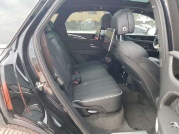 Bentley Bentayga 2023 Bentley Bentayga 2023 BENTLEY BENTAYGA 4.0 Benzyna 542KM, zdjęcie 10