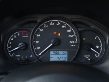 Toyota Yaris III Hatchback 5d Facelifting 2017 1.0 VVT-i 72KM 2019 Toyota Yaris 1.0 VVT-i, Klima, zdjęcie 10