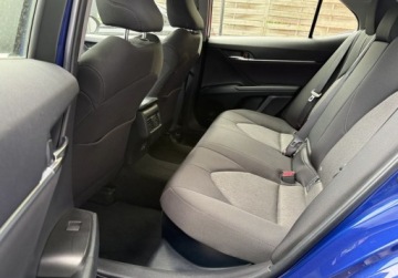 Toyota Camry IX Sedan 2.5 Hybrid Dynamic Force 218KM 2021 Toyota Camry salon Polska, serwis ASO, Gwarancja , FV-VAT 23 2.5 Hybryda, zdjęcie 13