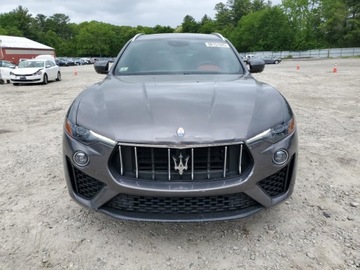 Maserati Levante 2017 Maserati Levante S Sport 2017 3.0l 3.0 Benzyna 424KM, zdjęcie 5