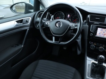 Volkswagen Golf VII Variant 1.2 TSI BlueMotion Technology 85KM 2014 VW Golf 1.2 TSI, Navi, Klima, Klimatronic, zdjęcie 6