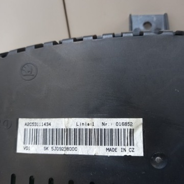 BUDÍKY PŘÍSTROJOVÁ DESKA SKODA FABIA 2 1.4 TDI 5J09200800C