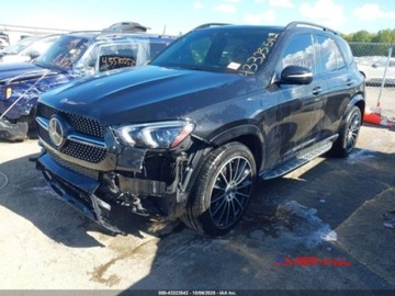 Mercedes GLE V167 2020 Mercedes-Benz GLE 2020 r., 2,0L 450 4MATIC 2.0 Benzyna 362KM, zdjęcie 2