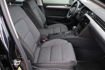 Volkswagen Passat B8 Variant Facelifting 1.5 TSI EVO 150KM 2023 VW Passat 1.5 TSI, Salon Polska, 1. Właściciel, zdjęcie 8