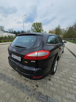 Ford Mondeo IV Kombi 2.0 Duratorq TDCi DPF 140KM 2010 Ford Mondeo Klimatyzacja - 2010r - 2.0TDCI - 140KM, zdjęcie 2