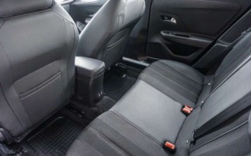 Opel Mokka II SUV 1.2 Turbo 130KM 2025 Opel Mokka Opel Mokka GS 1.2 130KM 1.2 Benzyna 130KM, zdjęcie 26