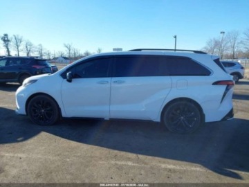 Toyota Sienna III 2022 Toyota Sienna Xse 2022 2.5 Hybryda 189KM, zdjęcie 2