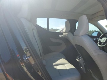 Volvo XC40 2023 Volvo XC 40 Plus 2023 2.0l 2.0 Benzyna 194KM, zdjęcie 10