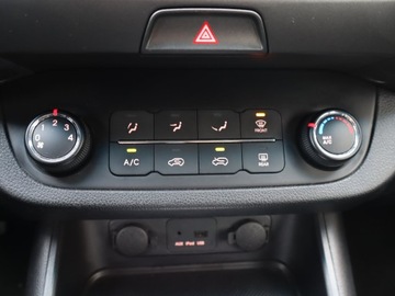 Kia Sportage III SUV 1.6 GDI 135KM 2013 Kia Sportage 1.6 GDI, Klima, Tempomat, Parktronic, zdjęcie 11