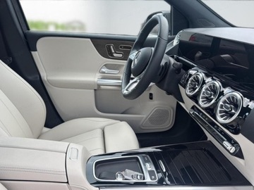 Mercedes Klasa B W247 Sports Tourer Facelifting 2.0 200d 150KM 2025 B Klasa 200 d Progressive 2.0 (150KM) 2025, zdjęcie 5