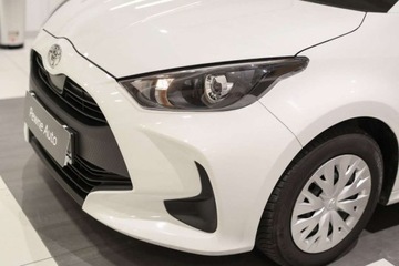 Toyota 2022 Toyota Yaris 1.0 Active Benzyna 72KM, zdjęcie 23