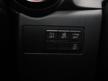 Mazda CX-3 Crossover 2.0 SKY-G 120KM 2018 Mazda CX-3 klima auto czujniki parkowania, zdjęcie 32