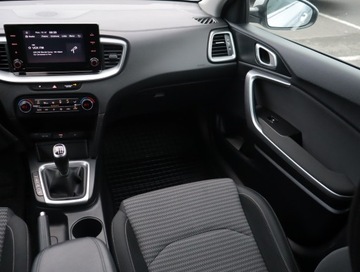 Kia Ceed III Hatchback Facelifting  1.0 T-GDI 120KM 2022 Kia Ceed 1.0 T-GDI, Salon Polska, Serwis ASO, zdjęcie 7