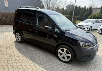 Volkswagen Caddy IV Kombi Maxi 2.0 TDI SCR BlueMotion Technology 102KM 2016 Volkswagen Caddy 2,0 TDI 102KM Klimatyzacja Serwis Kola lato zima 2.0, zdjęcie 3