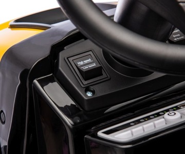 Аккумуляторный трактор Farmer Milly Mally Bluetooth с прицепом для детей