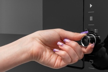 GRUNDIG GMI12311B МИКРОВОЛНОВАЯ КУХНЯ