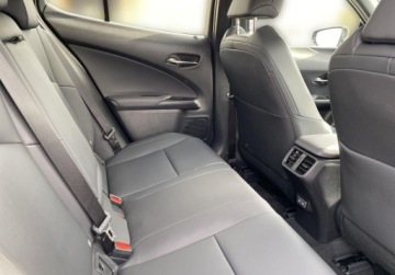 Lexus UX Crossover Facelifting 2.0 250h 184KM 2023 Lexus UX 250h GPF F Sport Design 2WD ASO VAT 23 Lexus Leszno 2.0, zdjęcie 13