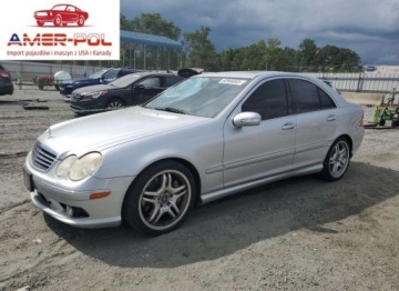 Mercedes Klasa C W204 2006 Mercedes-Benz Klasa C 55 AMG 2006 5.5l 5.5 Benzyna 362KM