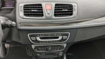 Renault Megane III Coupe 1.6 16v 110KM 2009 Renault Megane Coupe 1.6i 110PS OPŁACONY Klima, zdjęcie 21