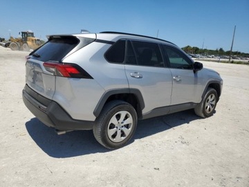 Toyota 2019 Toyota RAV4 le, 2019r., 2.5L 2.5 Benzyna 203KM, zdjęcie 2