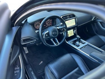 Jaguar XE Sedan Facelifting 2.0 i4P 300KM 2019 Jaguar XE Salon PL FV23 Konfiguracja 282tys Mocno doposazony Gwarancja, zdjęcie 8